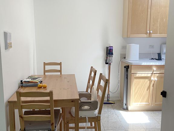 5th image of 1414 Elmwood Ave APT 3H