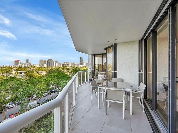 5th image of 3640 Yacht Club Dr APT 501