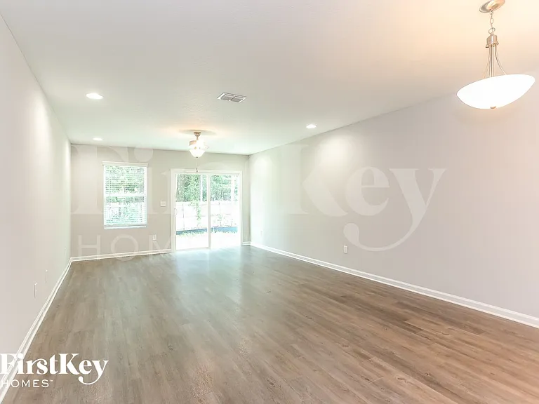 11385 Margarets Landing Pl — Photo 3