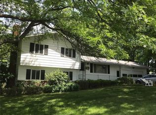 24 Golden Rd, Rochester, NY 14624