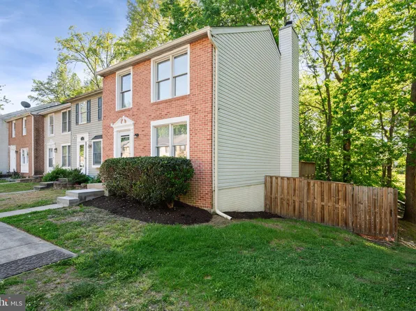 3590 Wharf Ln, Triangle, VA 22172