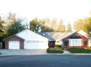 4018 Brittany Dr, Redding, CA 96002