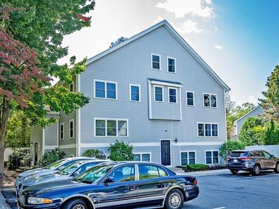 9 Marion St APT F, Roslindale, MA, 02131