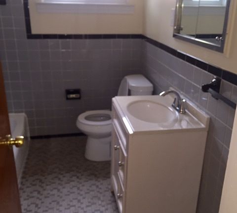 3rd image of 32623 Sandra Ln
