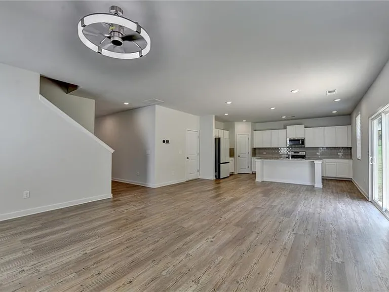 5165 Union Heights Way — Photo 8