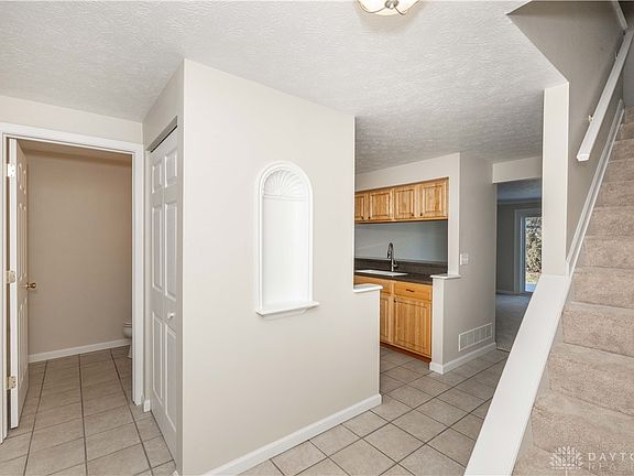4th image of 8169 Mill Creek Cir