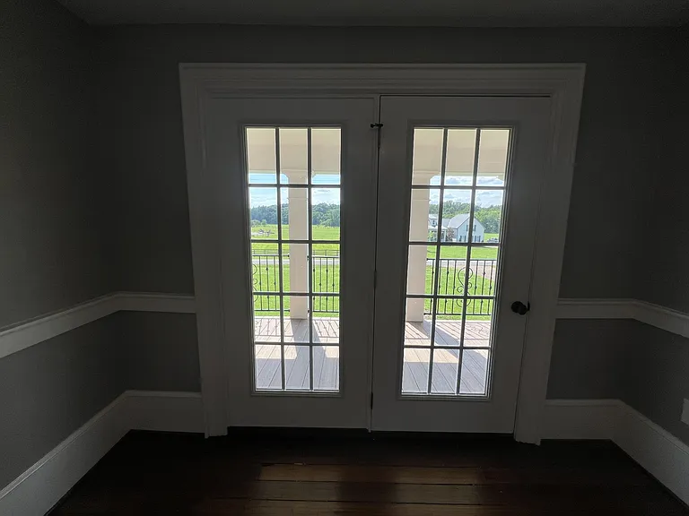 290 Kirk Ln — Photo 44