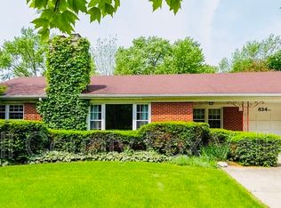 834 S Arlington Heights Rd, Arlington Heights, IL 60005