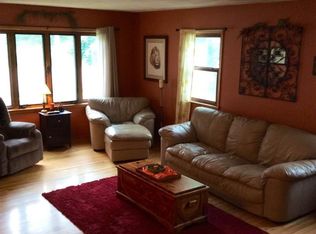 2044 Ansborough Ave, Waterloo, IA 50701