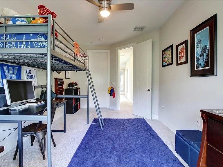 2114 Philomena St — Photo 31