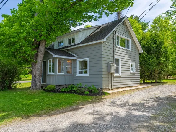 13 Johanna St, Huntsville, ON P1H 1T9