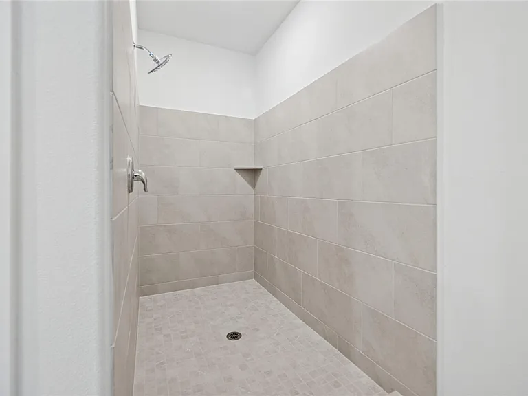 10013 Warlander Dr — Photo 16