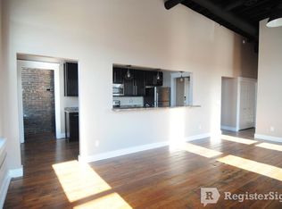 36 1/2 S 3rd St APT D, Newark, OH 43055