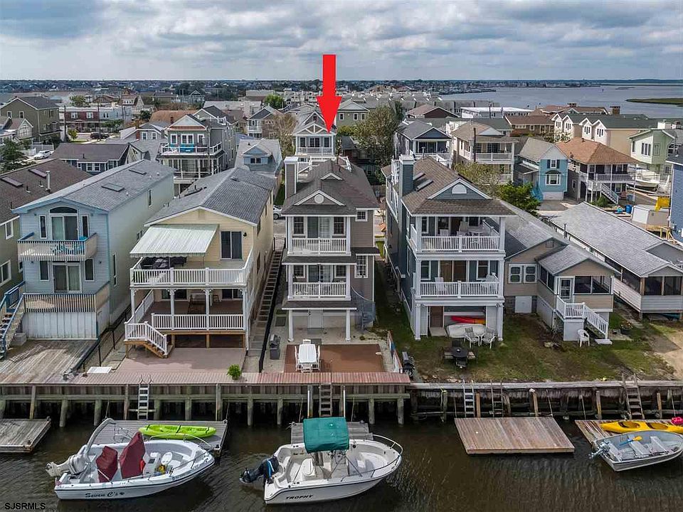 1st image of 9 Walton Pl