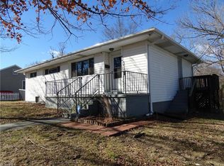 414 Barnwell St, Thomasville, NC 27360