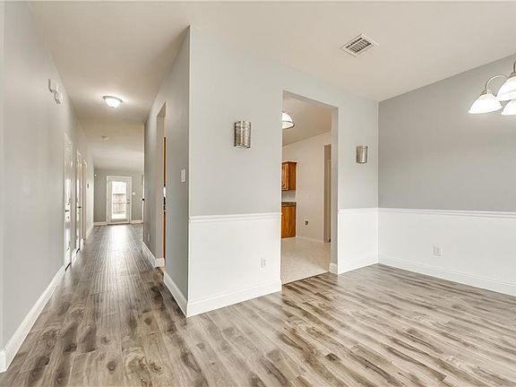 4th image of 3220 Spruce St