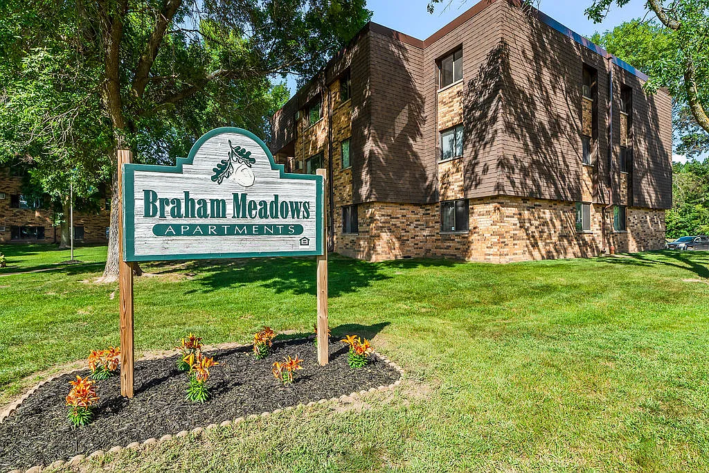 Braham Meadows — Photo 2