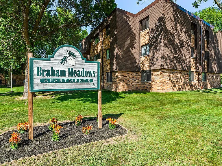 Braham Meadows — Photo 2