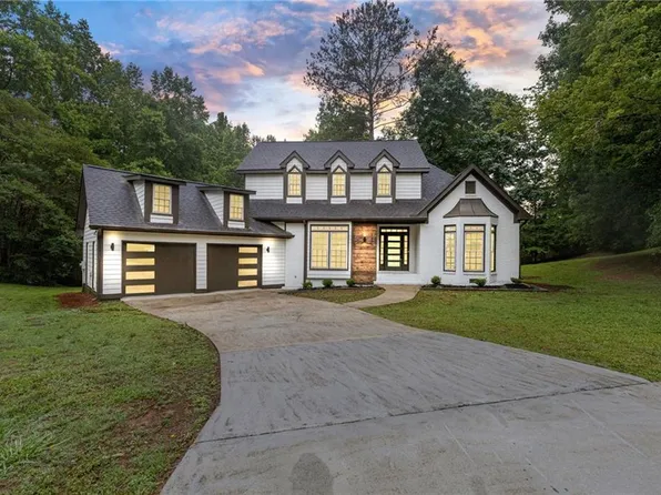 7470 Woodruff Way, Stone Mountain, GA 30087
