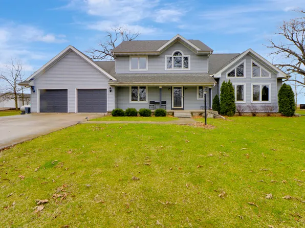 1916 County Road 2325 E, Saint Joseph, IL 61873