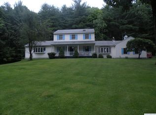 698 Fischer Rd, Kinderhook, NY 12106