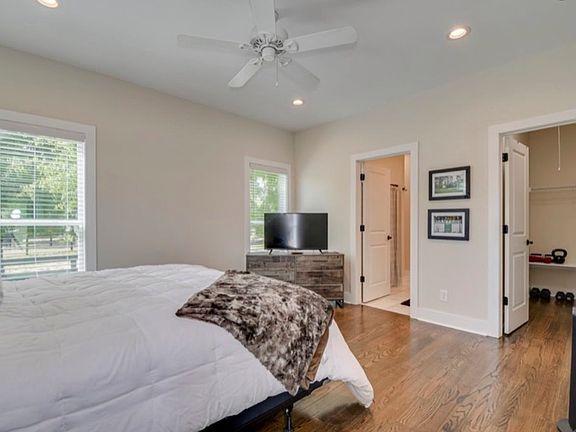 4th image of 4280 Parque Ln