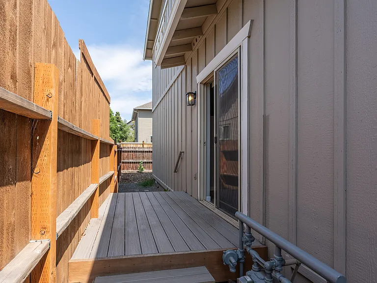 898 NE Hidden Valley Dr #1 — Photo 26