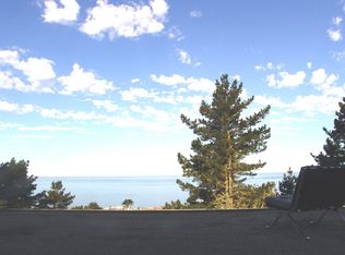 635 Hickey Blvd, Pacifica, CA 94044