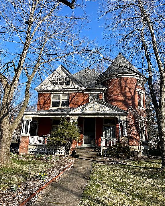 1st image of 1019 Findley Ave