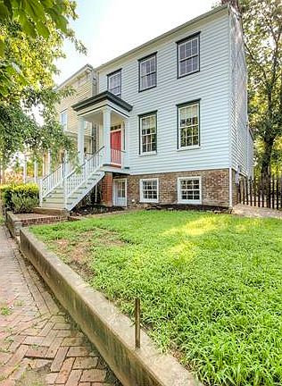 3rd image of 611 N 22nd St