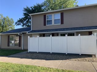 20435 Williamsburg Ct #220B, Middleburg Heights, OH 44130
