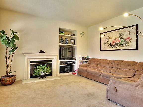 3rd image of 1801 Montage Ct