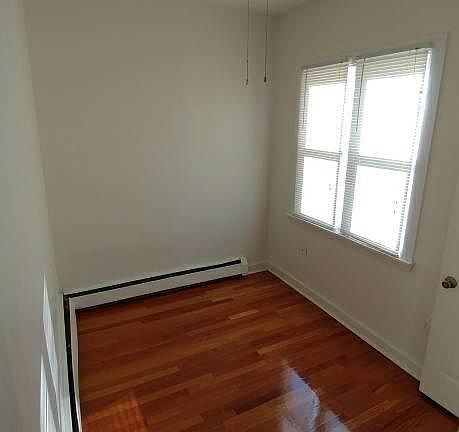 4th image of 515 N Lombard Ave Unit 1