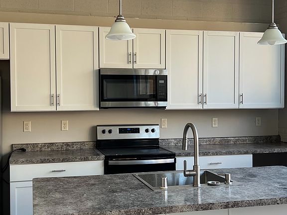 2nd image of 3776 E Hammond Ave #101