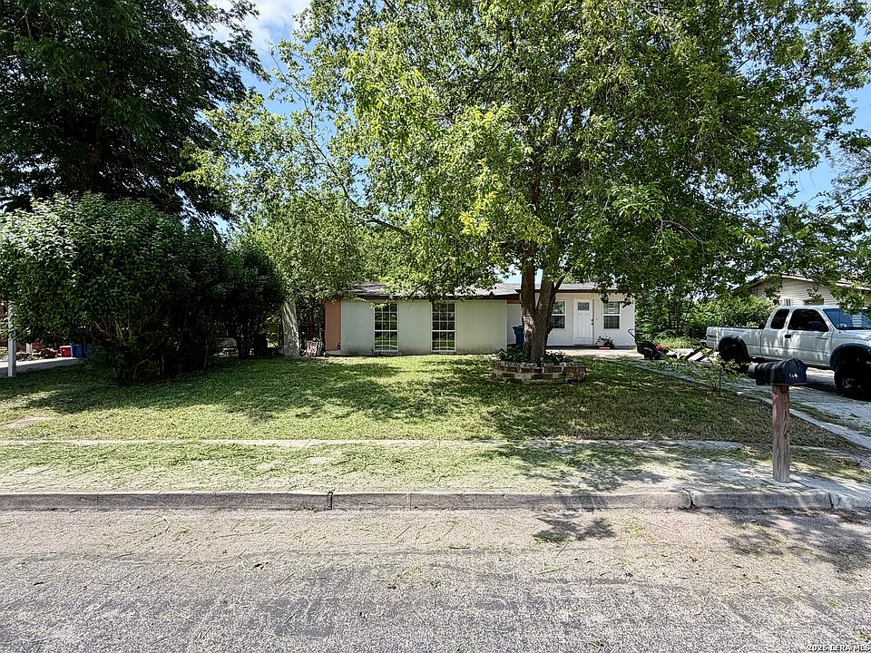 1st image of 114 LELANI ST