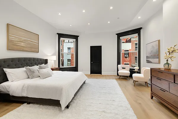 Sold by Compass | media 9