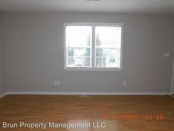 4th image of 3638 Starview Way