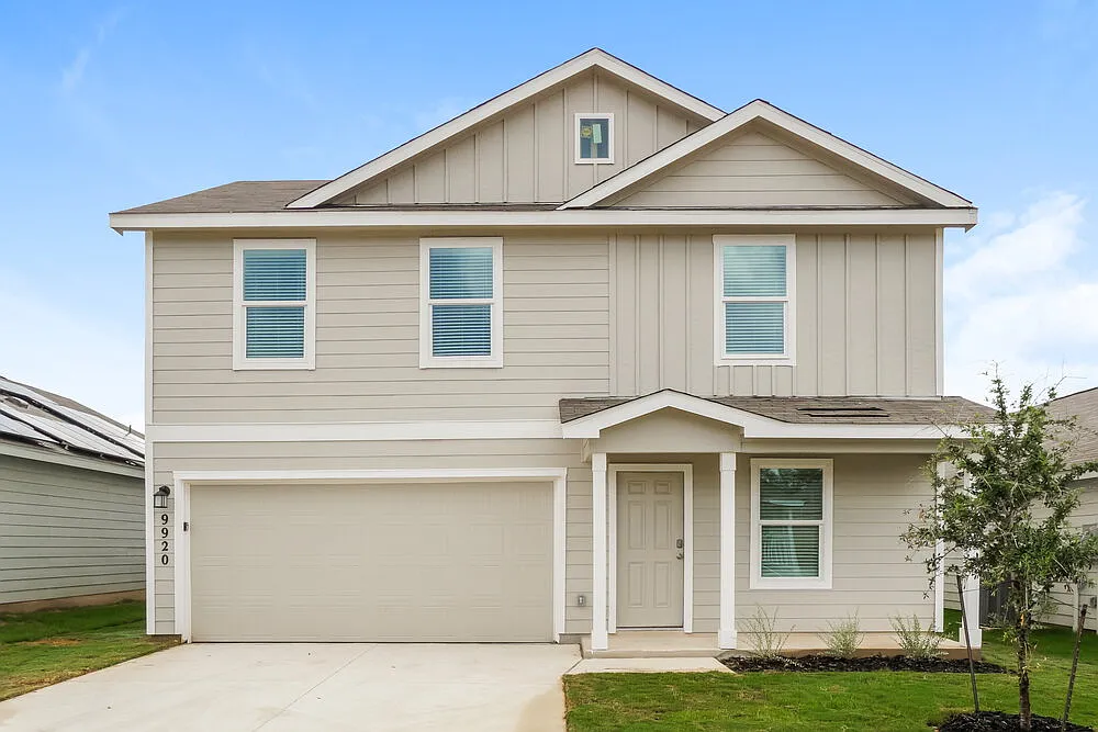 4 bed, 2.5 bath, 1874 sqft, $1,860 — Photo 1