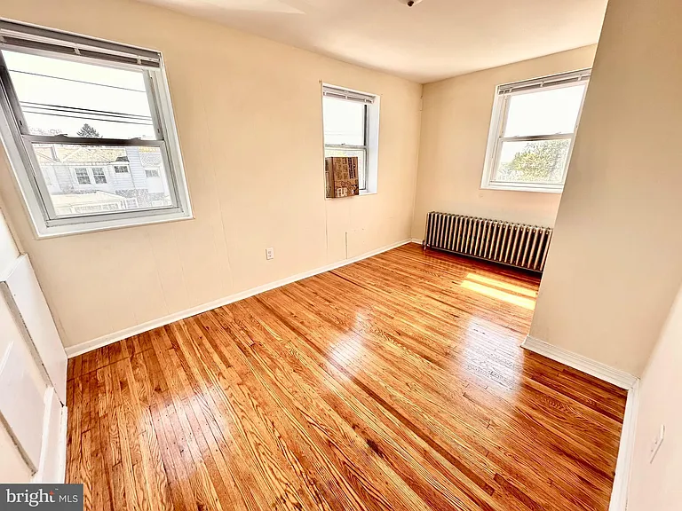 3400 Henry Ave #3R — Photo 2