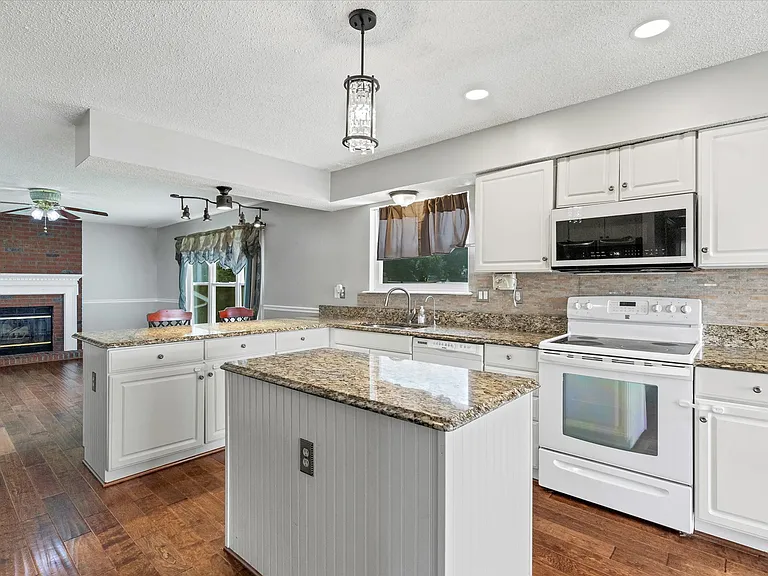 171 Whetstone Dr — Photo 10