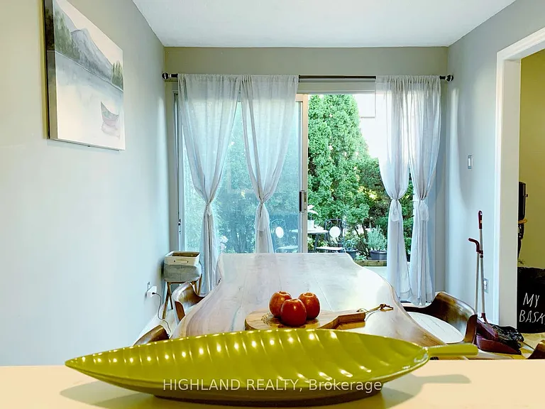 2605 Woodchester Dr #86 — Photo 2