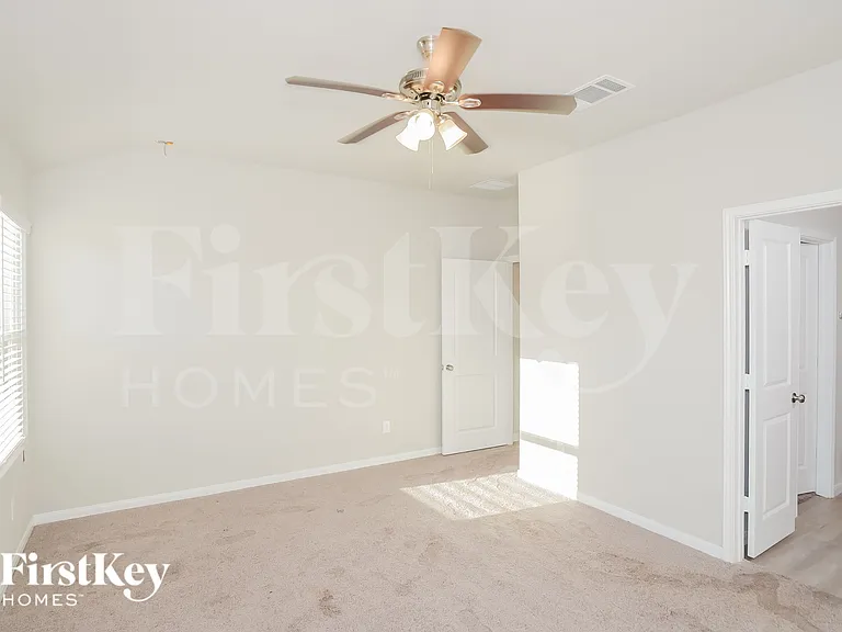 1842 Morse Way — Photo 7