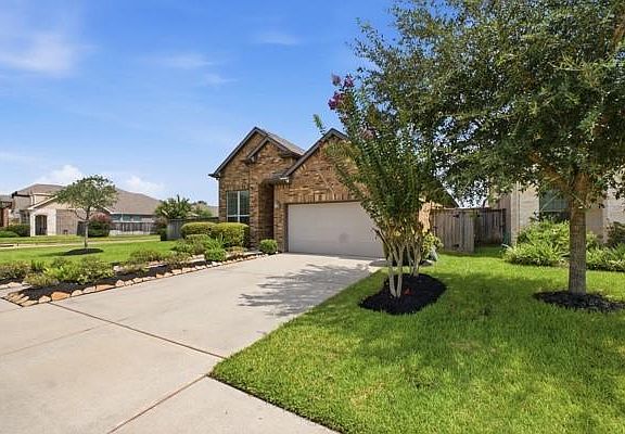 3rd image of 2530 Granberry Pt