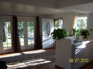 1319 Lawana Dr, Vista, CA 92083