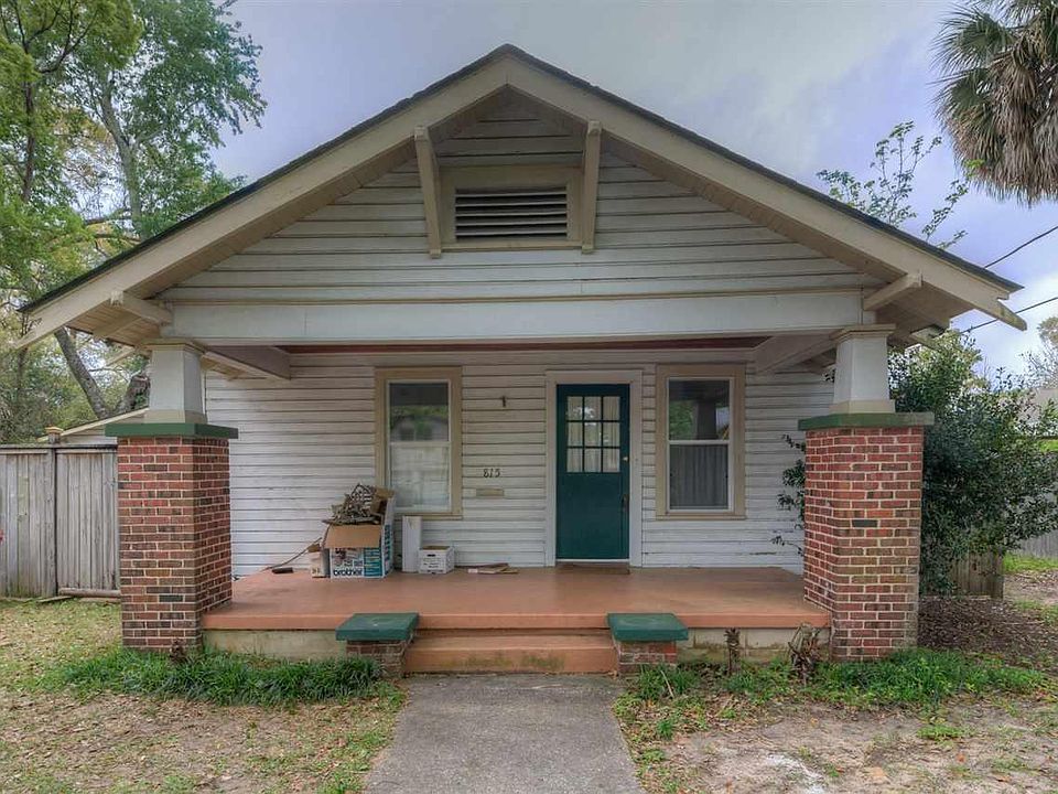 1st image of 815 N 15th Ave