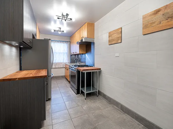 3850 Sedgwick Avenue image 8 of 23