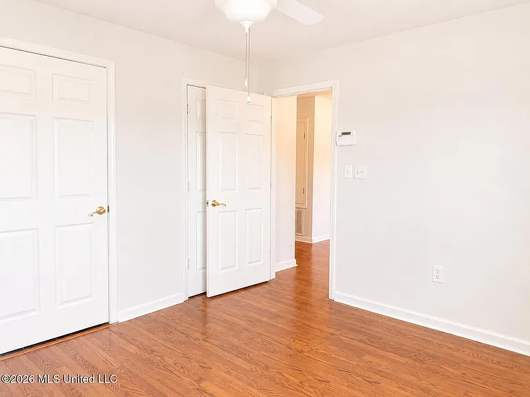 135 Pine Grove Ave — Photo 14