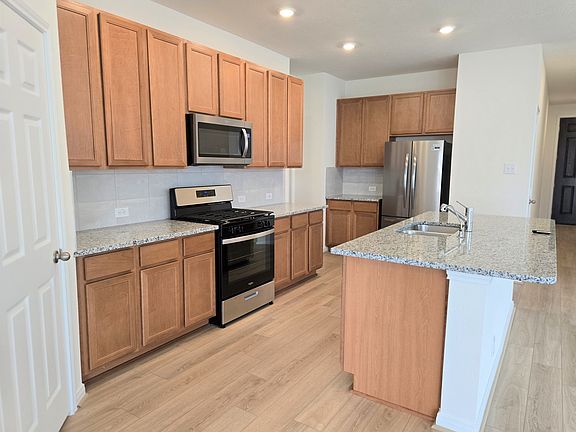 5th image of 3018 Kastania Ln