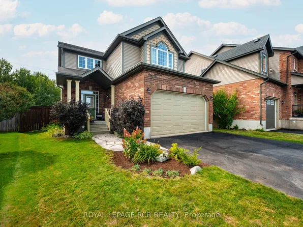 12 Maude Ct, Orangeville, ON L9W 0A3