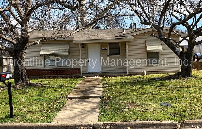 1st image of 1215 Diana Dr